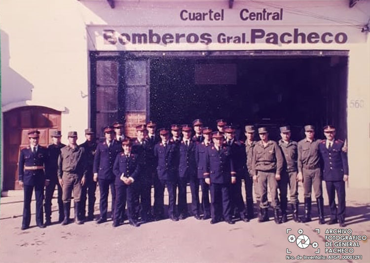 Personal de Bomberos Voluntarios de General Pacheco